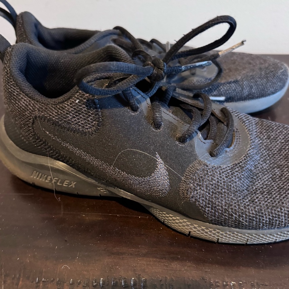 Nike Black Flex Training Sneakers